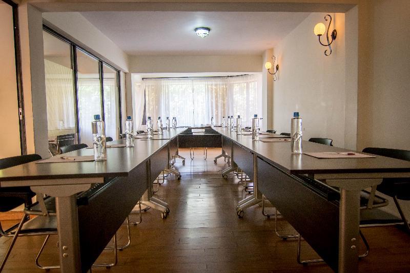 Wasini All Suite Hotel Nairobi Bagian luar foto